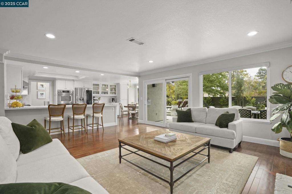 CANYON CREST - Residential