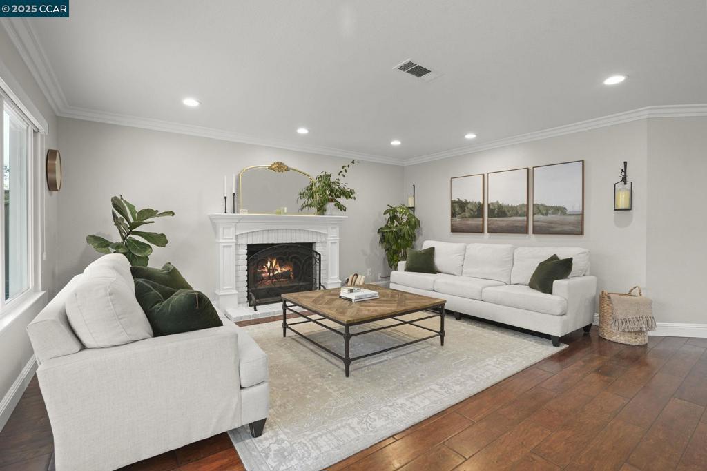 CANYON CREST - Residential
