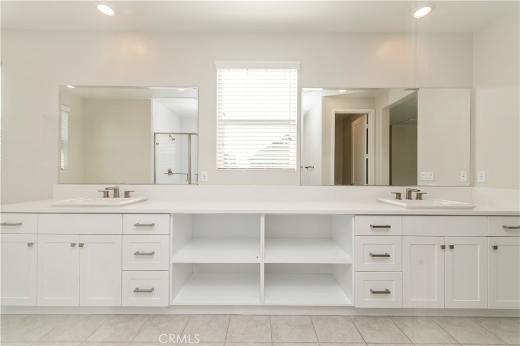 Serrano Summit - Residential Lease