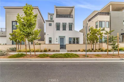 MLS: OC26132427