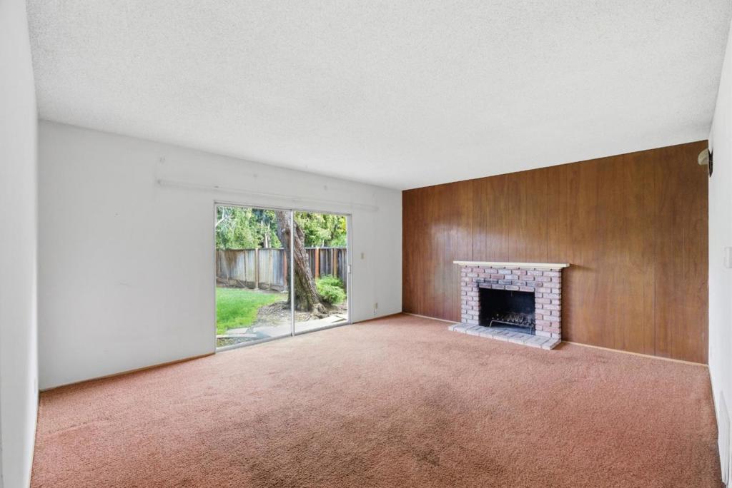 2261 Central Park Drive