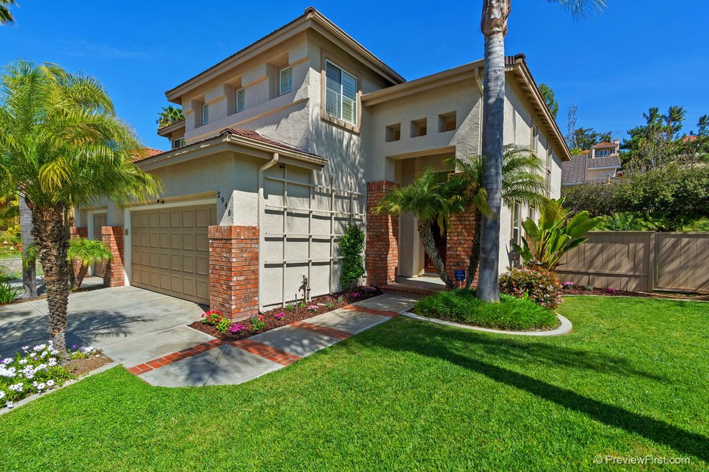 This is an extraordinary family home in the highly sought after "The Fairway of La Costa" community | Many designer features including custom paint, crown moulding and base boards, Plantation shutters, Master walk-in closet cabinetry | Gourmet kitchen with all new appliances | BBQ island and fire pit | Low HOA / No Mello Roos | This home has recently been renovated with new interior paint, base boards, lighting fixtures, door hardware, kitchen appliances, master closet cabinetry, carpet, and tile floor. Neighborhoods: The Fairways at La Costa Equipment: Garage Door Opener, Range/Oven Other Fees: 0 Sewer: Sewer Connected Topography: LL
