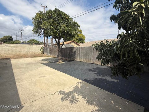 Tiny photo for 1298 Arrowhead Avenue, Ventura, CA 93004 (MLS # 226004588)