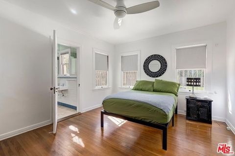 Tiny photo for 1511 Pandora Avenue, Los Angeles, CA 90024 (MLS # 25617565)