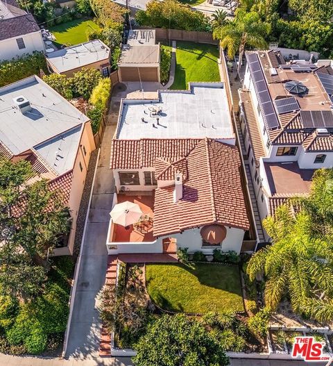 Tiny photo for 1511 Pandora Avenue, Los Angeles, CA 90024 (MLS # 25617565)