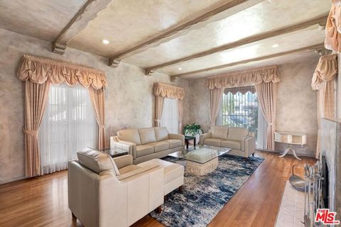Tiny photo for 1511 Pandora Avenue, Los Angeles, CA 90024 (MLS # 25617565)