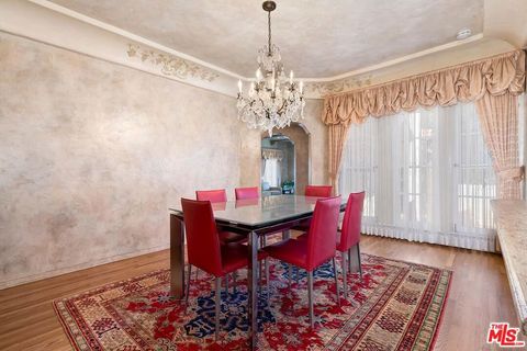 Tiny photo for 1511 Pandora Avenue, Los Angeles, CA 90024 (MLS # 25617565)