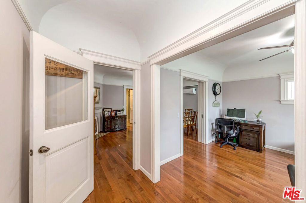 1520 S New Hampshire Avenue