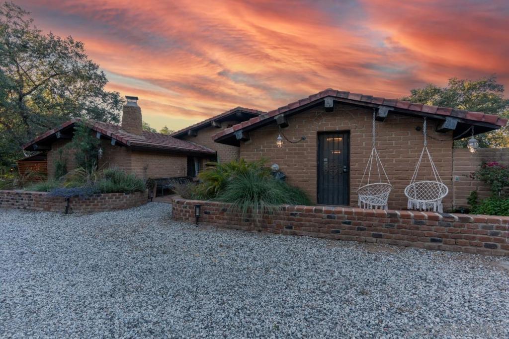 18940 Littlefield Lane