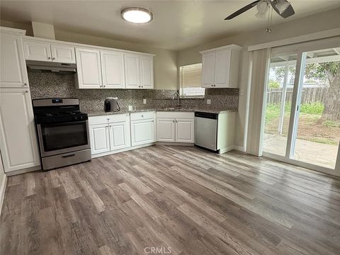 Photo of 3013 Alma Way, Bakersfield, CA 93304 (MLS # IN26114265)