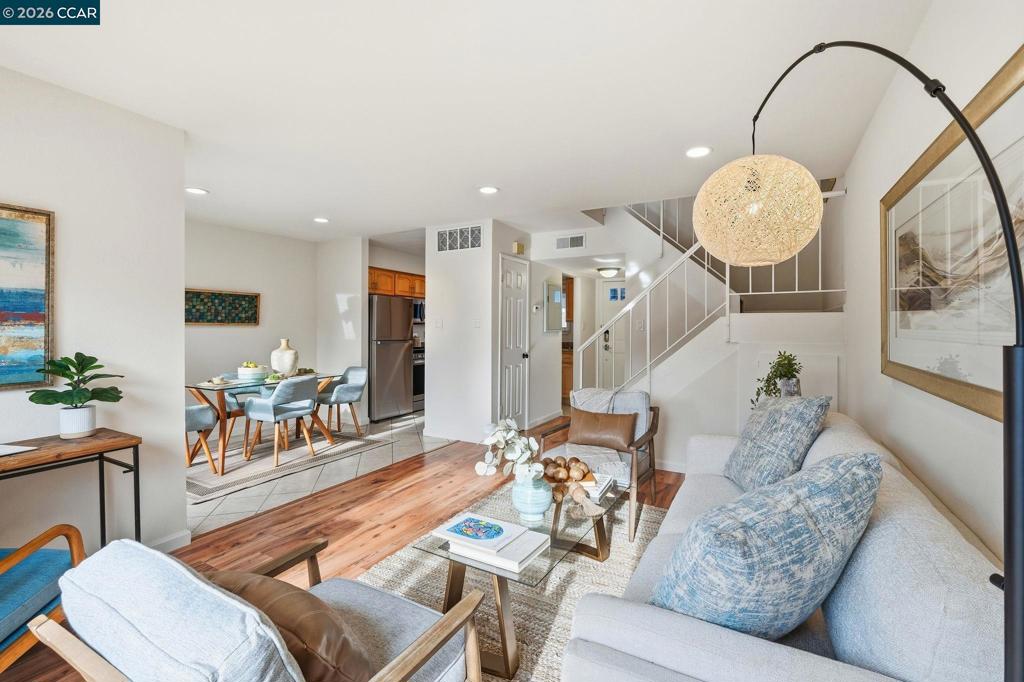 Properties 2 1195 1195 Kenwal Rd B