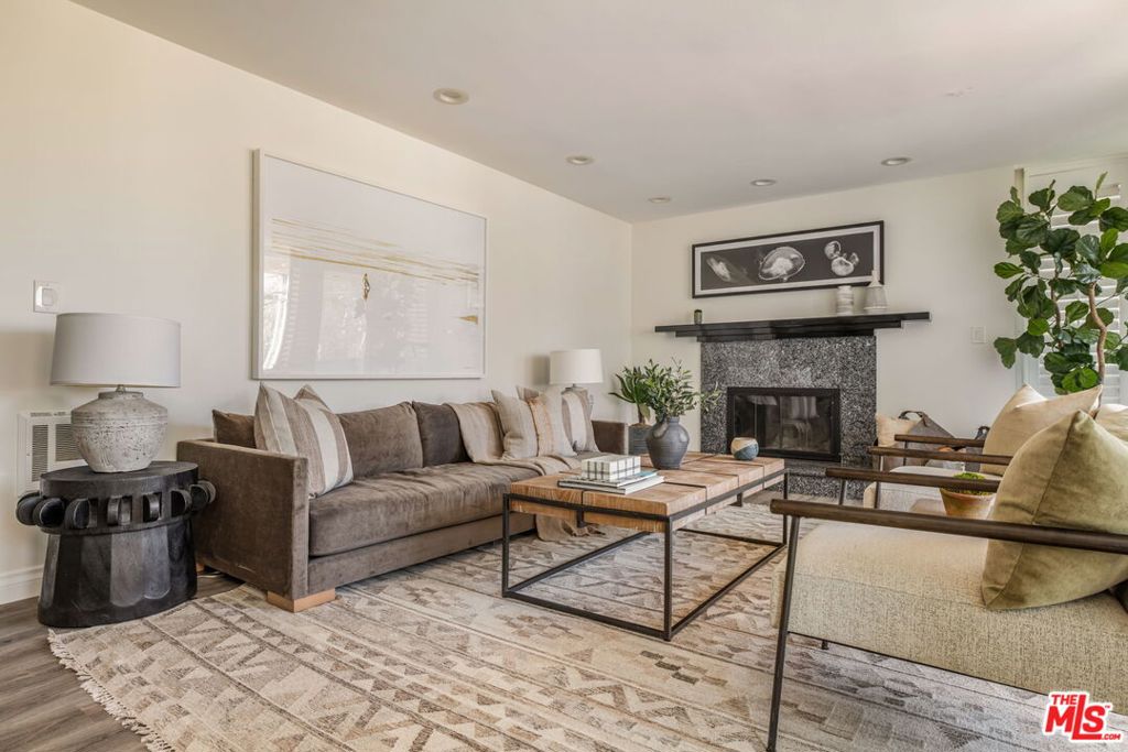 30 Driftwood Street 4