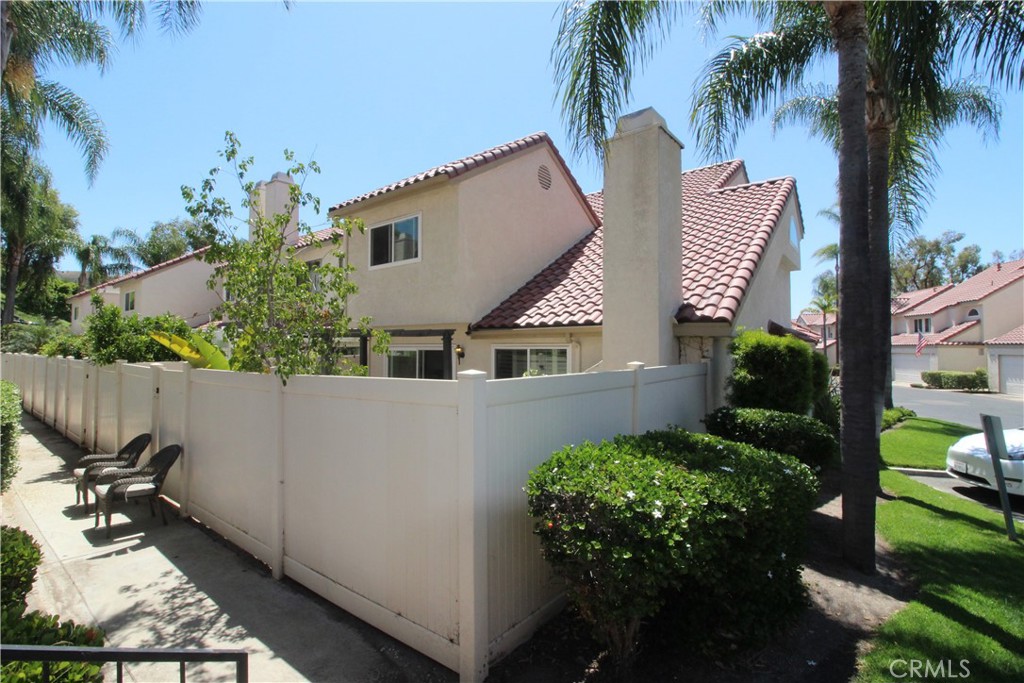 25215 Avenida Pacifica 44