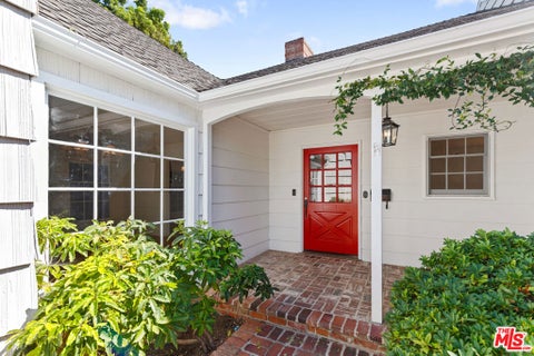 Photo of 11938 Foxboro Drive, Los Angeles, CA 90049 (MLS # 26104393)
