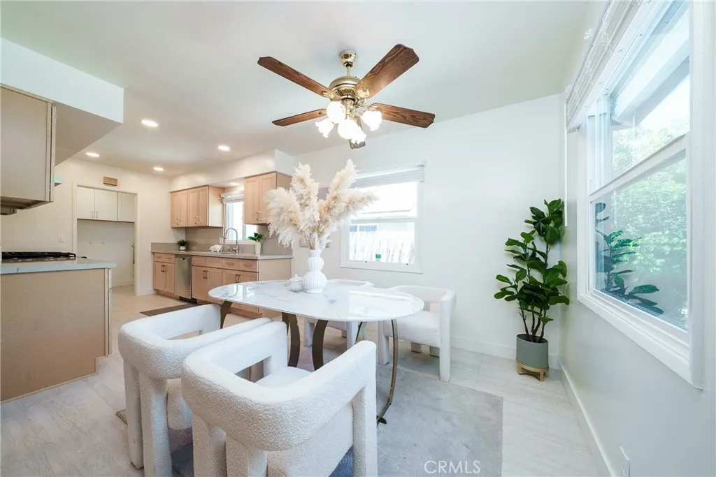 Duarte, California 91010, United States, 3 Bedrooms Bedrooms, ,2 BathroomsBathrooms,Residential,Active,207336