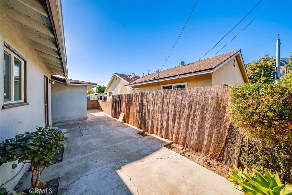 Duarte, California 91010, United States, 3 Bedrooms Bedrooms, ,2 BathroomsBathrooms,Residential,Active,207336