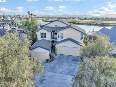 Photo of 4882 Cabrillo Pt Pt, Discovery Bay, CA 94505 (MLS # 41132401)