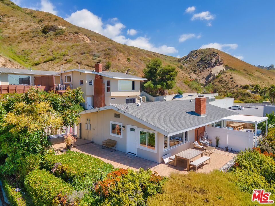 22605 Pacific Coast Highway