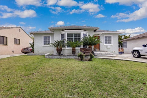 Photo of 4350 Carfax Ave, Lakewood, CA 90713 (MLS # PW26135969)