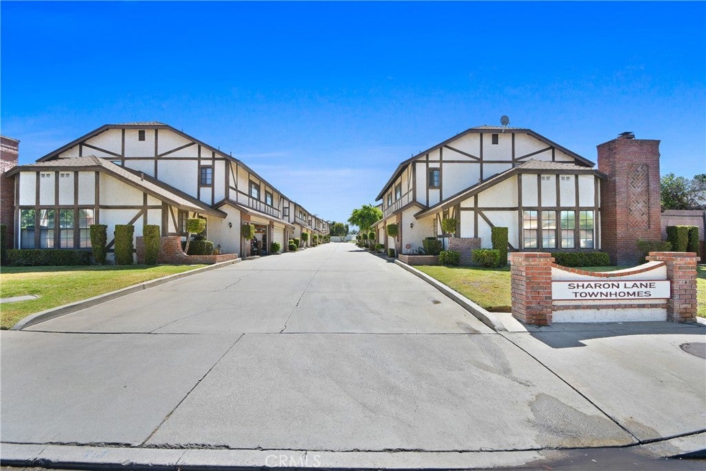 1160 N Sunflower