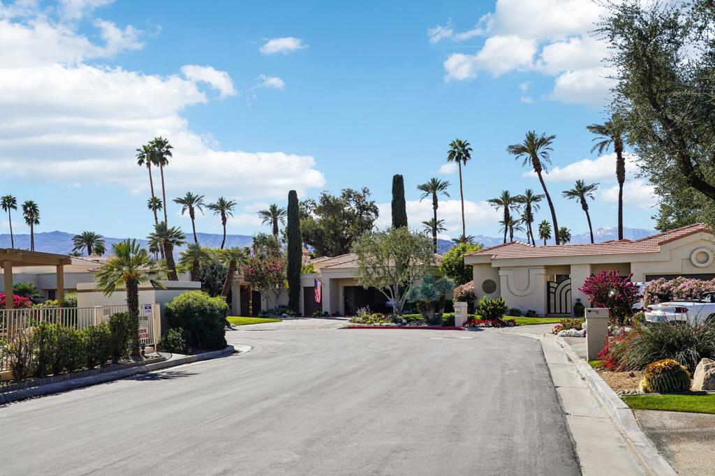 75294 Saint Andrews Court