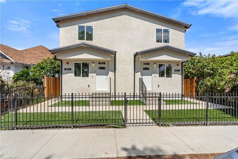 Photo of 835 E 33rd Street, Los Angeles, CA 90011 (MLS # BB26074248)