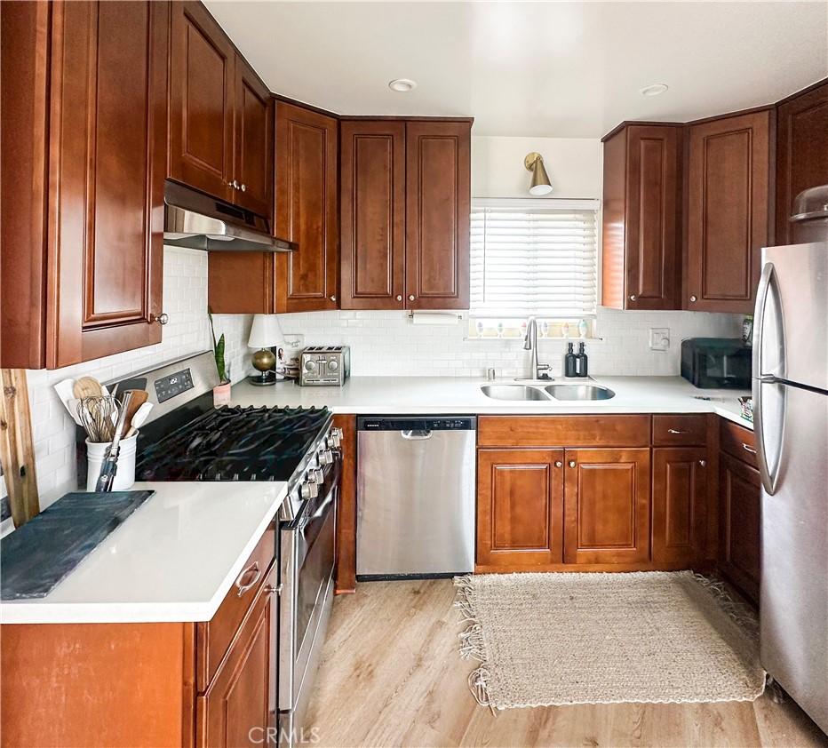 332 Avenida Cabrillo B