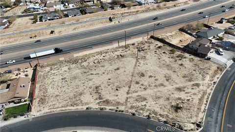 Photo of 101 Pepper Tree, Victorville, CA 92394 (MLS # HD25252438)