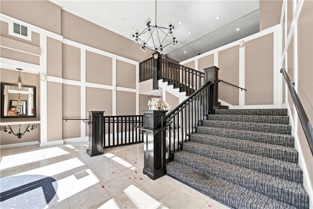 838 Pine