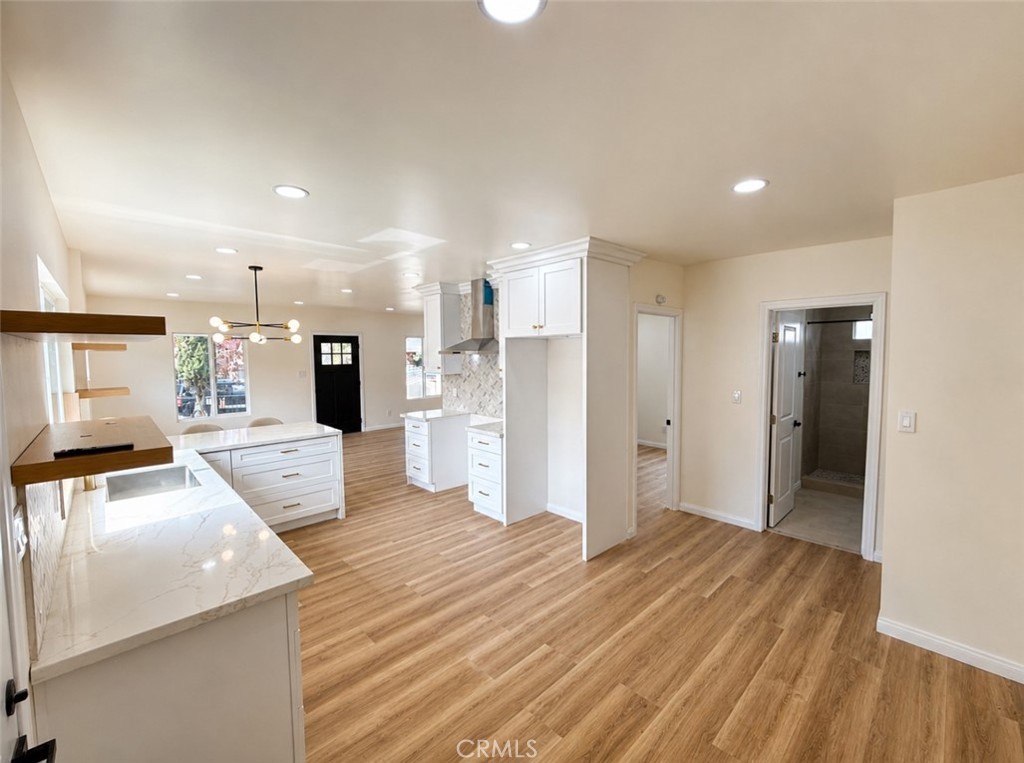 324 E 84th Street