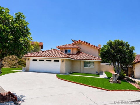 Photo of 4153 Golden Star Ct CT, La Mesa, CA 91941 (MLS # 260014498SD)