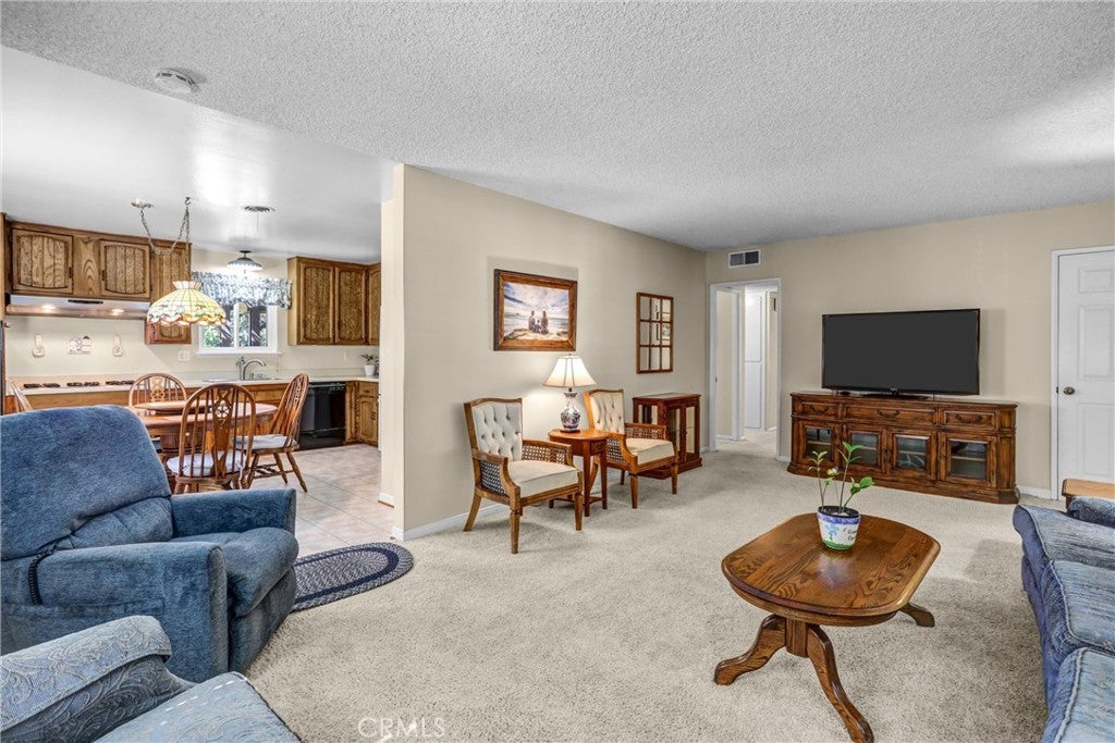 2321 Felicia Avenue