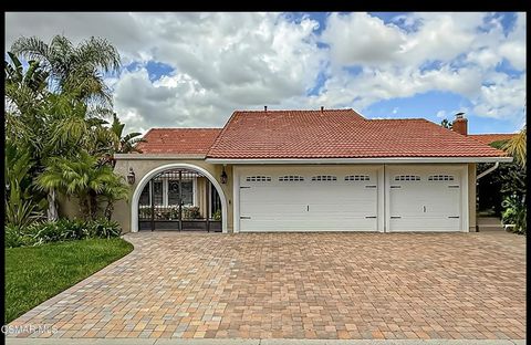 Photo of 28945 Timberlane Street, Agoura Hills, CA 91301 (MLS # 226001699)