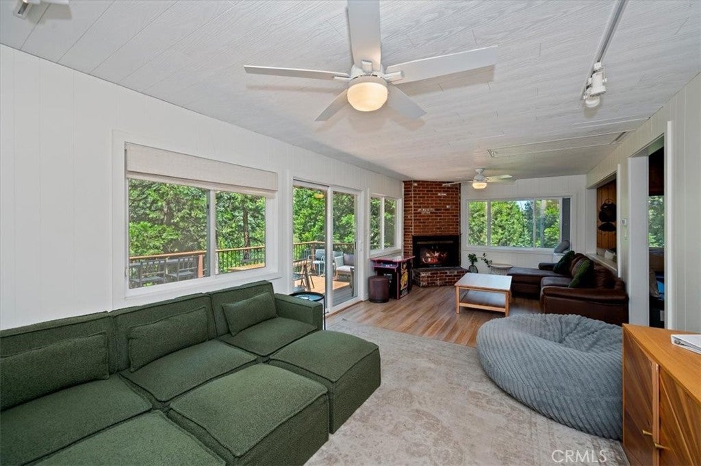 576 Kuffel Canyon Drive