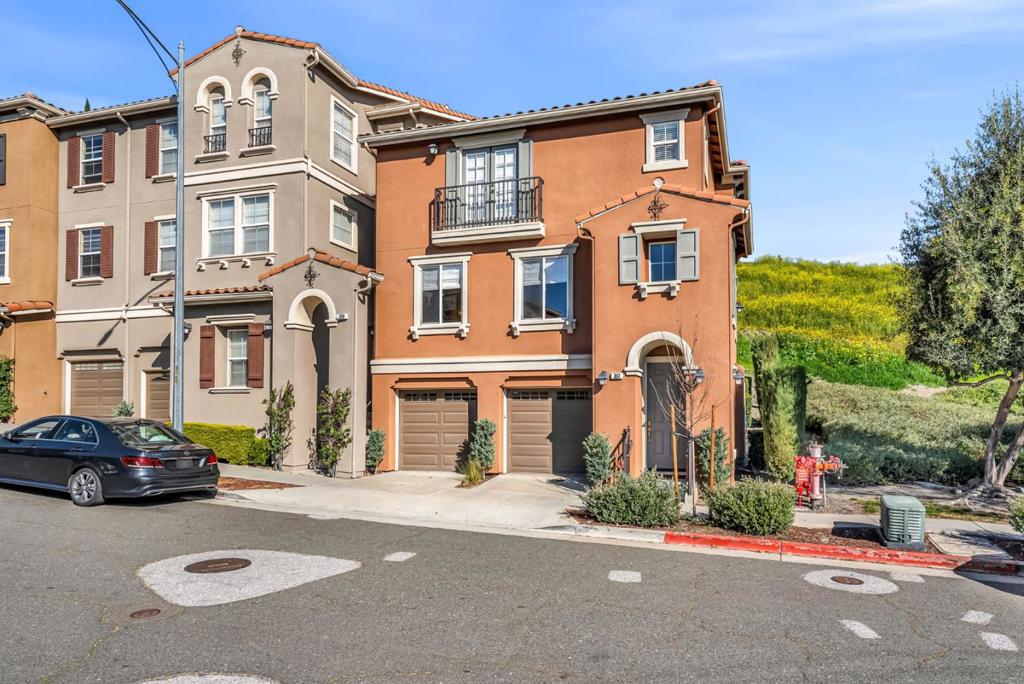 303 Mullinix Way, San Jose CA 95136