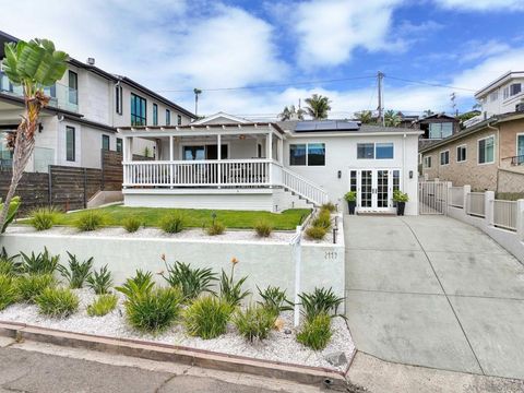 Photo of 2449 Manchester Ave Ave, Cardiff By The Sea, CA 92007 (MLS # 260009270SD)