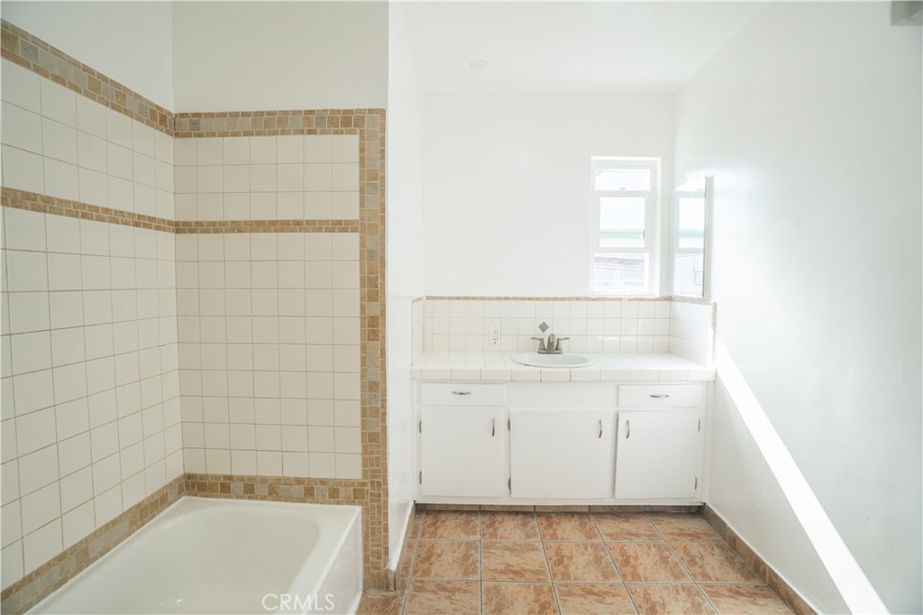 n/a - Residential Income