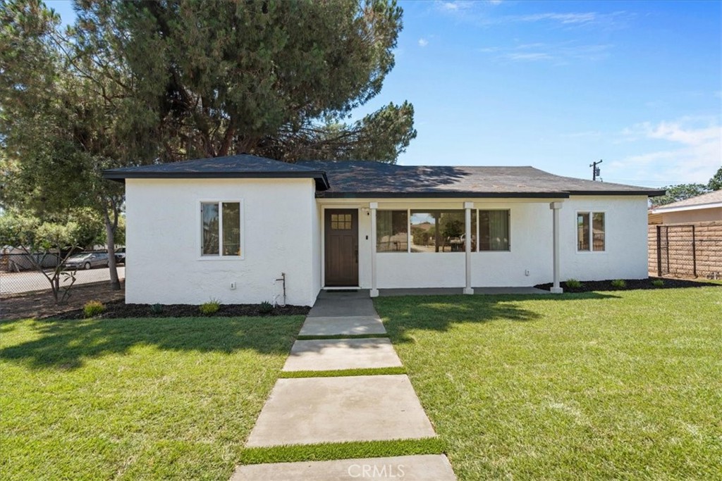 8316 Reseda Avenue