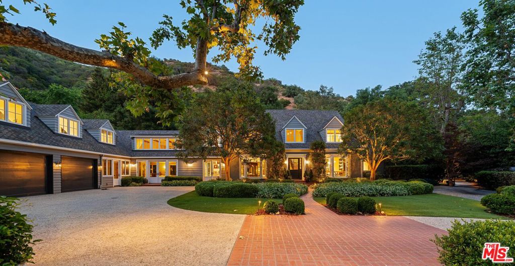 2600 Mandeville Canyon Road
