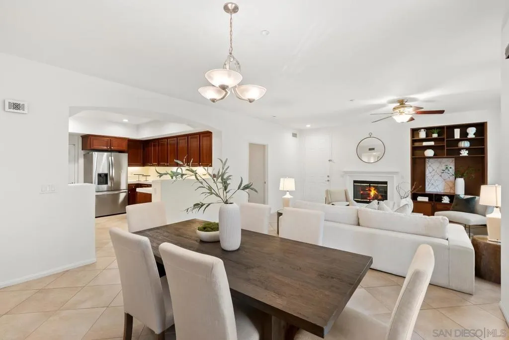 San Diego, California 92108, United States, 3 Bedrooms Bedrooms, ,2 BathroomsBathrooms,Residential,Active,219659