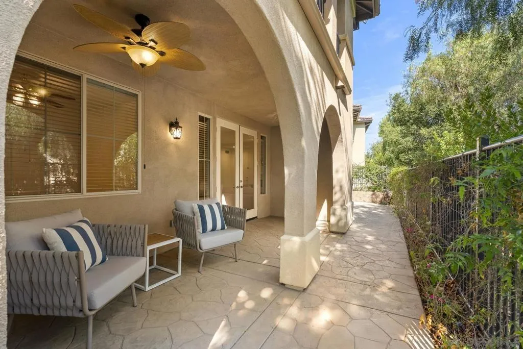 San Diego, California 92108, United States, 3 Bedrooms Bedrooms, ,2 BathroomsBathrooms,Residential,Active,219659