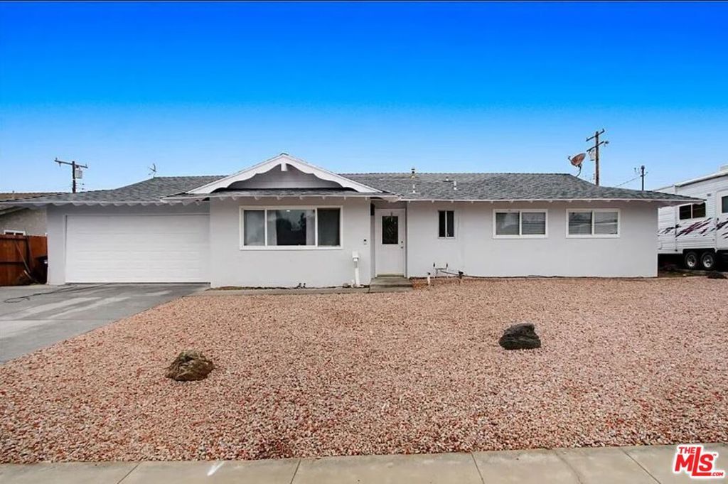 Photo of 2255 Fig Street, Simi Valley, CA 93063 (MLS # 26708061)