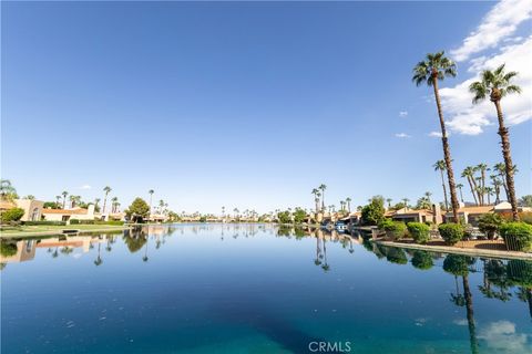 Photo of 77 Lake Shore Drive Dr, Rancho Mirage, CA 92270 (MLS # GD26079285)