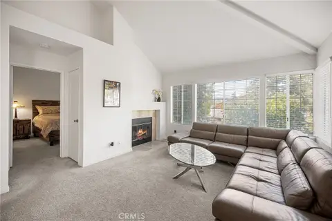 MLS: SR26170319