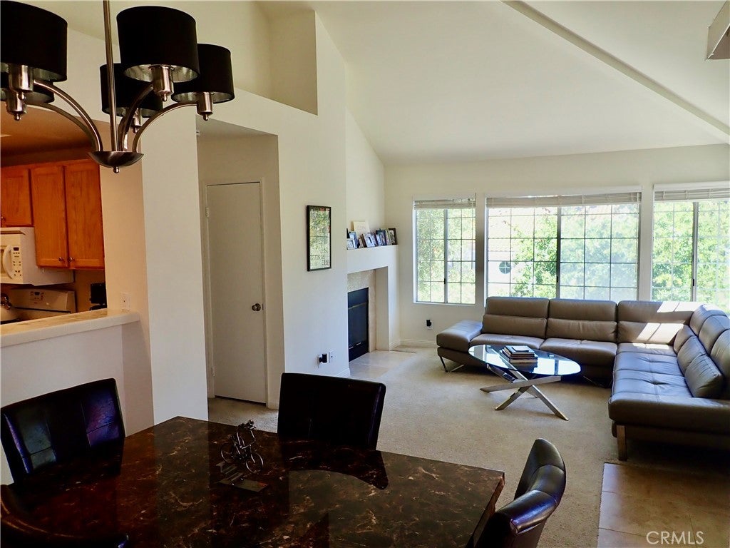 4240 Lost Hills 605