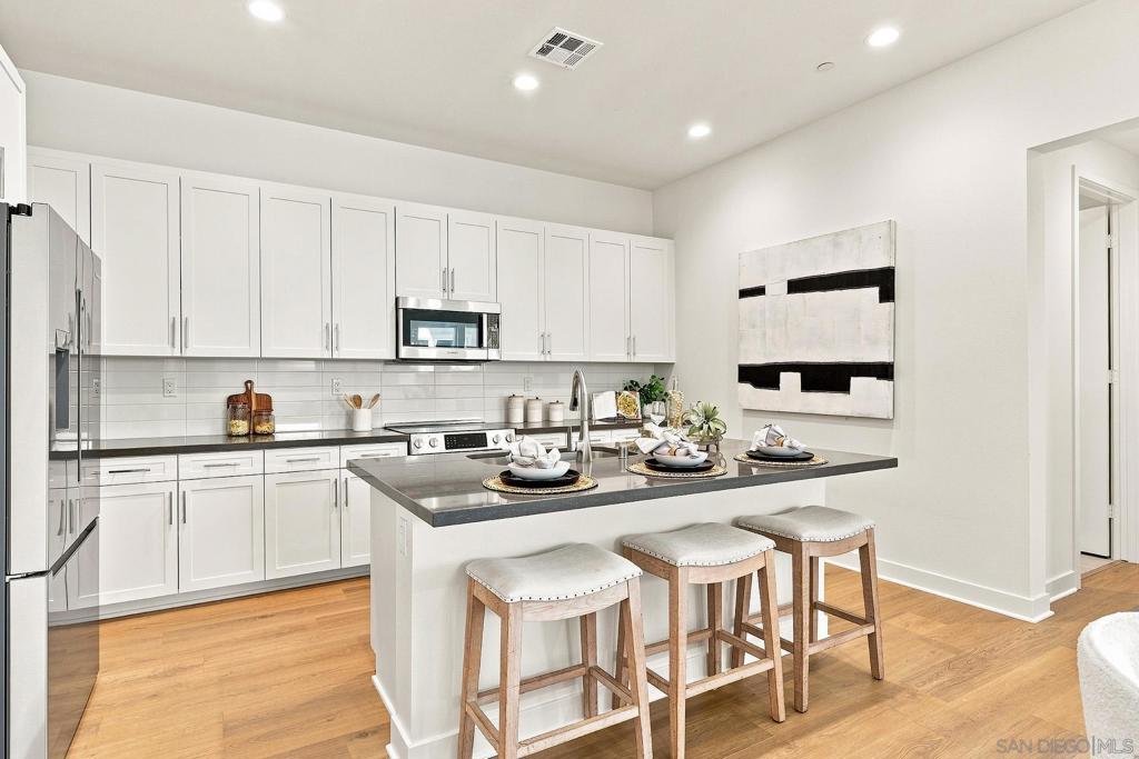 777 Michael Ct