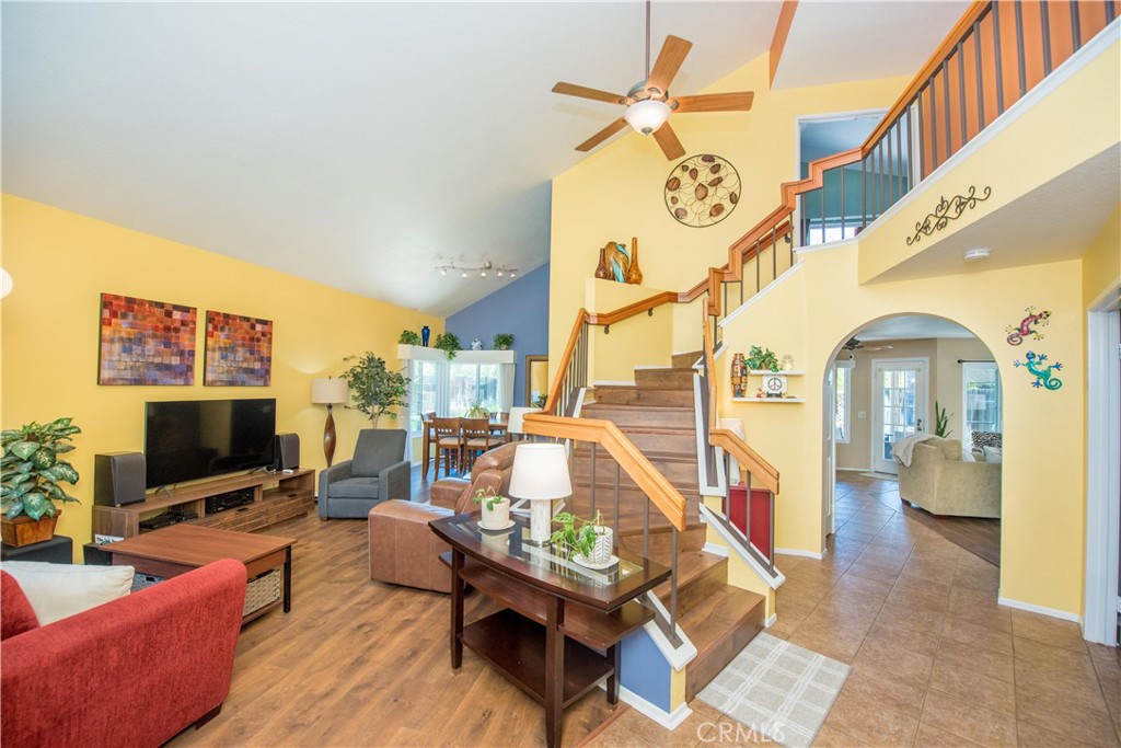 1711 Yellow Pine