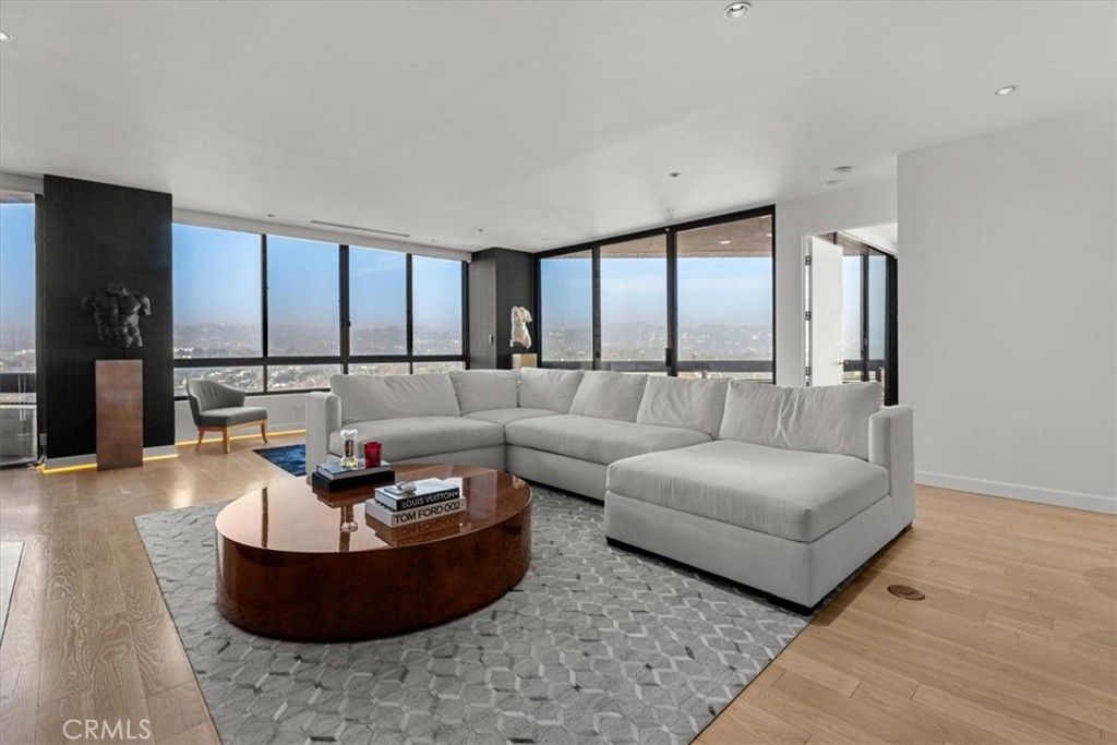 Photo of 10430 Wilshire Boulevard #1903, Los Angeles, CA 90024 (MLS # OC25281180)