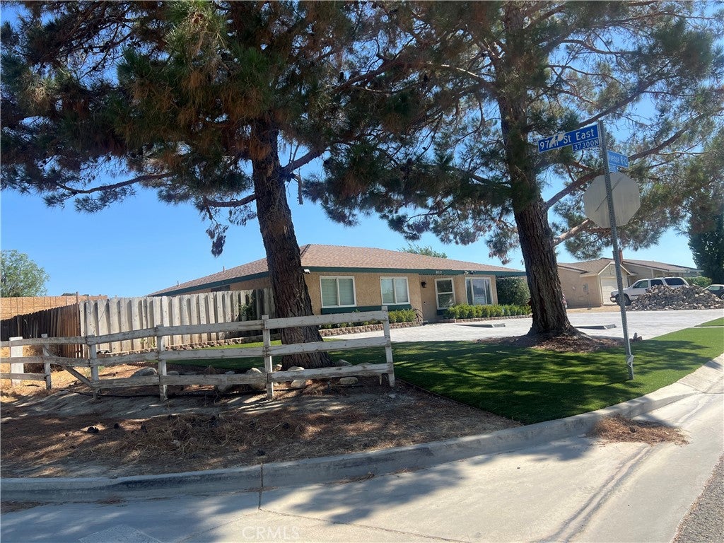 9670 E Avenue R12