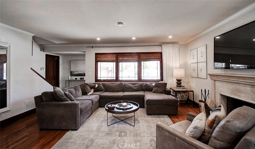 620 Coastline Drive